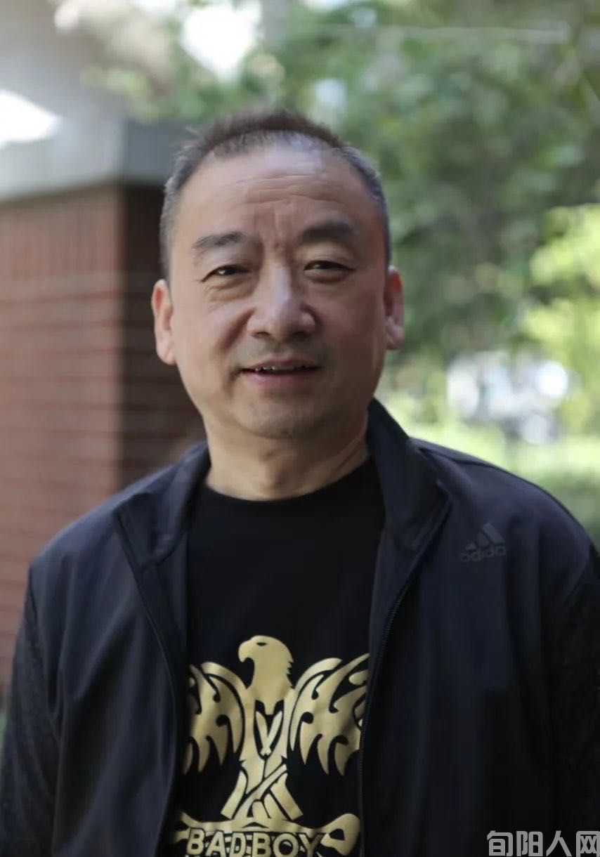 李向宝老师照片.jpg