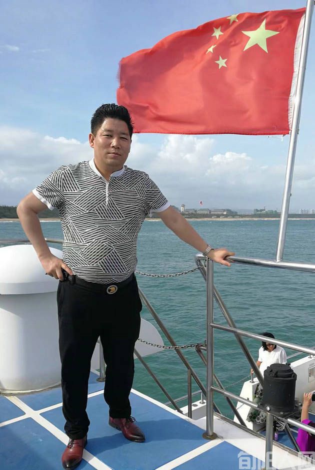 赵祎3.jpg